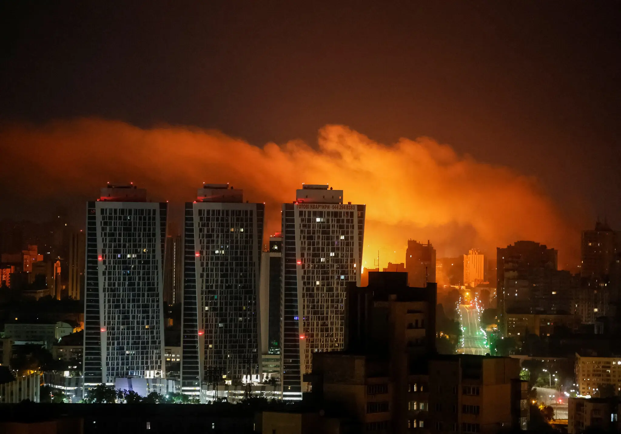 Масована атака Росії на Київ перед переговорами США і РФ: десятки жертв і міжнародна реакція